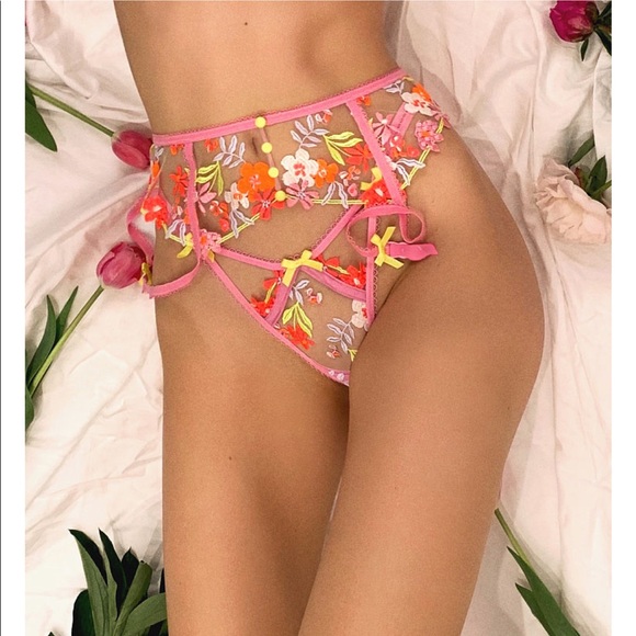 3 PIECE FOR LOVE & LEMONS Summer Tide Bra + Garter + Thong set - Picture 5 of 14